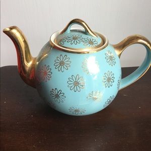 Beautiful Vintage Hall Teapot STUNNING GOLD TRIM